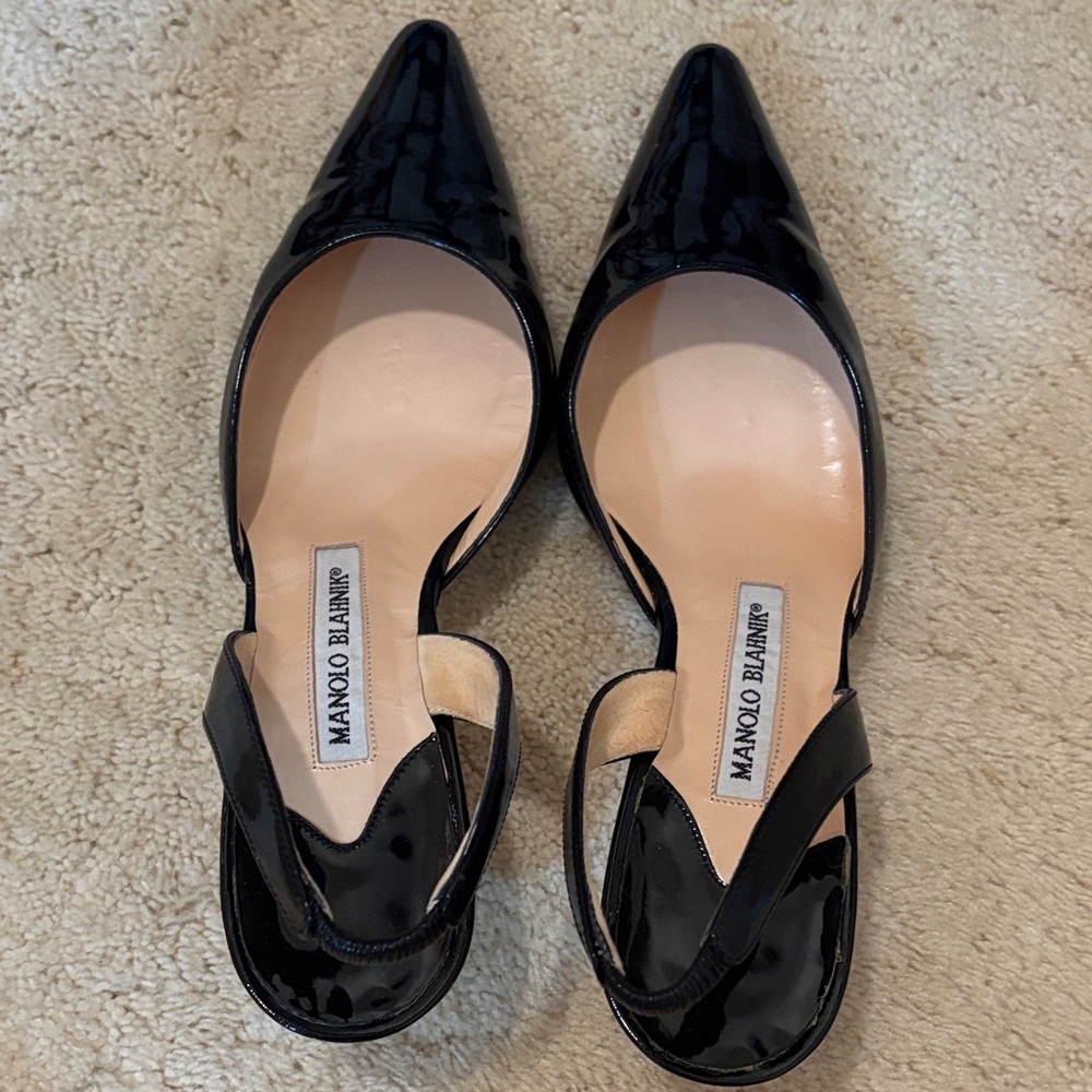 Manolo Blahnik Glossy Black Slingback Heels
